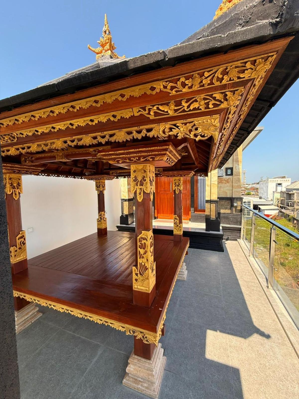 Готель Shin In Bali Кута Екстер'єр фото