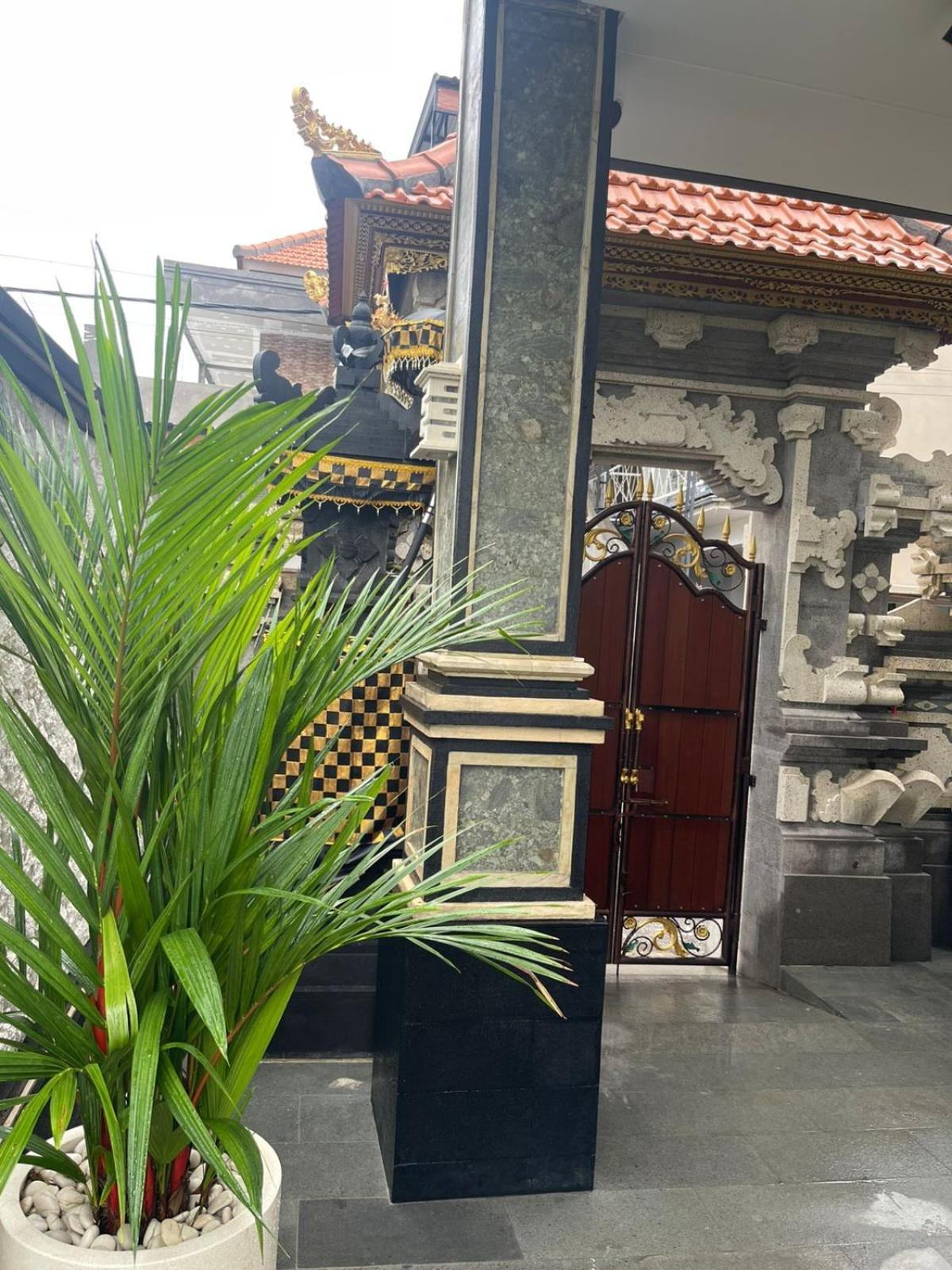 Готель Shin In Bali Кута Екстер'єр фото